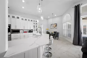 9801 Compass Point Way, Tampa, FL 33615 - Photo 36