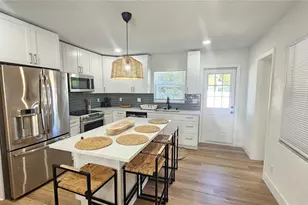 3011 W Spruce St, Tampa, FL 33607 - Photo 6