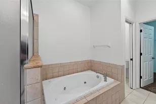 209 Sela Cove Cir, Apollo Beach, FL 33572 - Photo 16