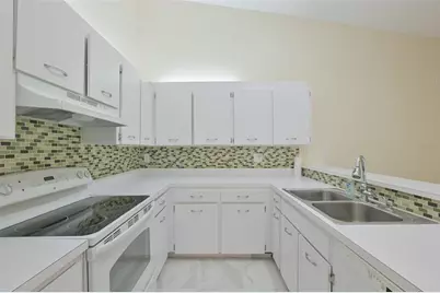 3301 Crystal Court E #O, Palm Harbor, FL 34685 - Photo 14