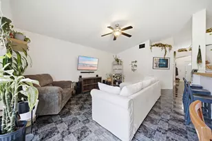 10201 Allenwood Dr, Riverview, FL 33569 - Photo 8