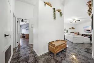 10201 Allenwood Dr, Riverview, FL 33569 - Photo 6