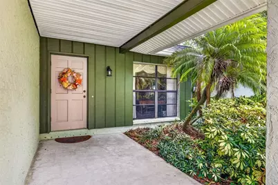 910 Hillside Drive, Lutz, FL 33549 - Photo 4