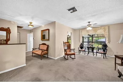 910 Hillside Drive, Lutz, FL 33549 - Photo 10