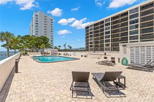 7100 Sunshine Skyway Ln S, Saint Petersburg, FL 33711 - Photo 32