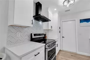 430 88th Ave, Saint Pete Beach, FL 33706 - Photo 8
