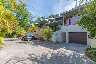 1511 S Bay Villa Place, Tampa, FL 33629 - Photo 4