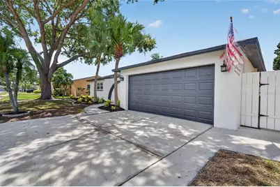 12114 Rhonda Terrace, Seminole, FL 33772 - Photo 4