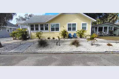 1137 Highland Street S, Saint Petersburg, FL 33701 - Photo 1
