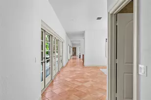 4803 W Woodmere Rd, Tampa, FL 33609 - Photo 16
