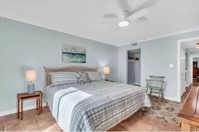 7300 Sunshine Skyway Lane S #107, Saint Petersburg, FL 33711 - Photo 12
