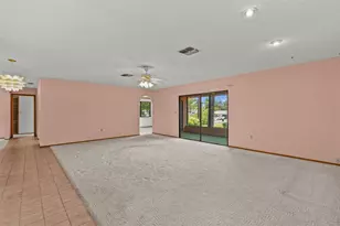 505 Village Oak Dr, Tarpon Springs, FL 34689 - Photo 6