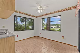 505 Village Oak Dr, Tarpon Springs, FL 34689 - Photo 16