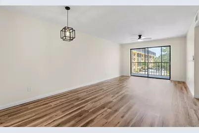 5817 Park Street N #302, Saint Petersburg, FL 33709 - Photo 14