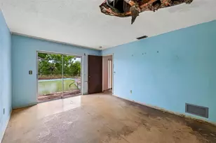 5362 Shalley Cir W, Fort Myers, FL 33919 - Photo 34