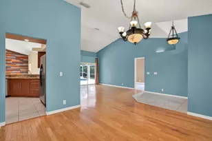 631 House Wren Cir, Palm Harbor, FL 34683 - Photo 8