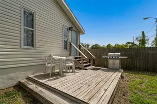4339 58th Ave N, Saint Petersburg, FL 33714 - Photo 18