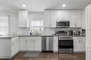 4339 58th Ave N, Saint Petersburg, FL 33714 - Photo 6