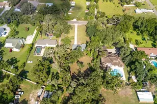 8214 Valrie Ln, Riverview, FL 33569 - Photo 16