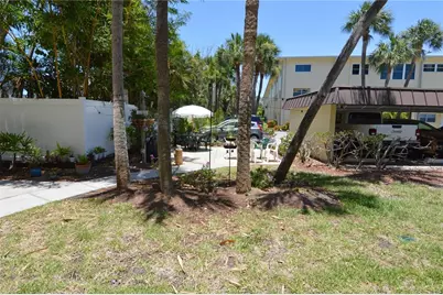 4700 Cove Circle #107, Saint Petersburg, FL 33708 - Photo 52