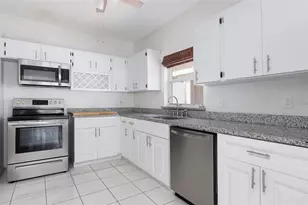 5135 Corvette Dr, Tampa, FL 33624 - Photo 10
