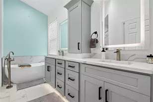 12321 Glenfield Ave, Tampa, FL 33626 - Photo 14