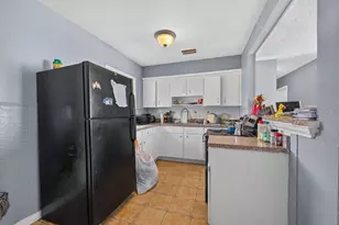 5205 S 82nd St, Tampa, FL 33619 - Photo 8