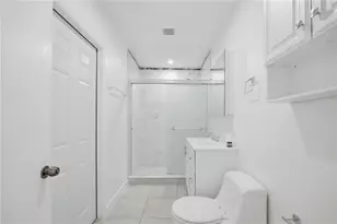 1514 Burningtree Ln, Brandon, FL 33510 - Photo 6