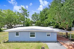 39038 Heath Dr, Zephyrhills, FL 33542 - Photo 2