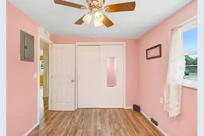 39038 Heath Drive, Zephyrhills, FL 33542 - Photo 18