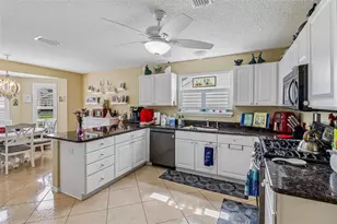 16581 SE 77th Northridge Ct, The Villages, FL 32162 - Photo 14