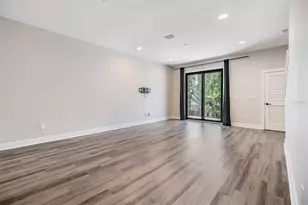 1302 W Carmen St, Tampa, FL 33606 - Photo 2