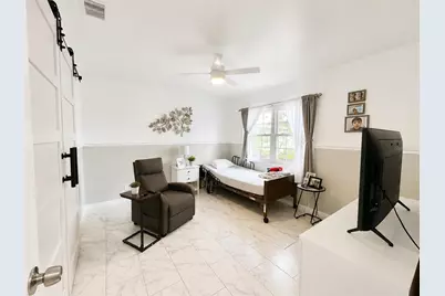 6004 Memorial Highway, Tampa, FL 33615 - Photo 20