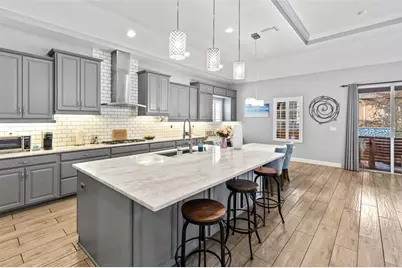 5805 Watercolor Drive, Lithia, FL 33547 - Photo 6