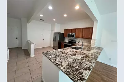 26543 Castleview Way, Wesley Chapel, FL 33544 - Photo 8