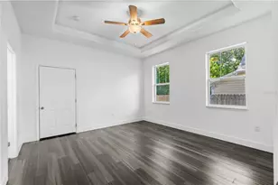 2141 Upton Ct S, Saint Petersburg, FL 33712 - Photo 16