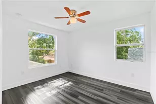 2141 Upton Ct S, Saint Petersburg, FL 33712 - Photo 50