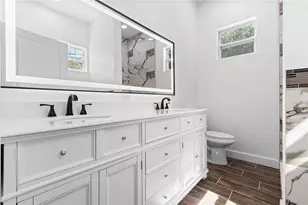 2141 Upton Ct S, Saint Petersburg, FL 33712 - Photo 22