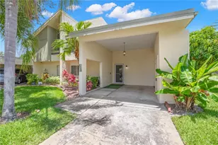 2738 Haverhill Ct, Clearwater, FL 33761 - Photo 4