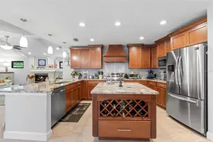 2332 Waterview Ct, Palm Harbor, FL 34684 - Photo 12