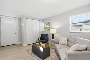 2815 N Taliaferro Ave, Tampa, FL 33602 - Photo 10