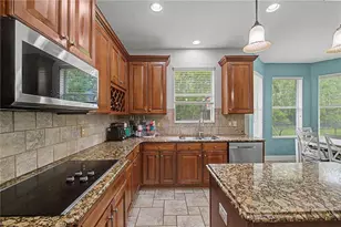 8137 Lagerfeld Dr, Land O Lakes, FL 34637 - Photo 18