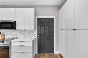 5000 Culbreath Key Way, Tampa, FL 33611 - Photo 10
