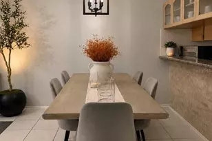 10344 Councils Way, Tampa, FL 33617 - Photo 8