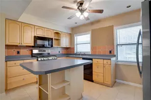 5801 7th Ave S, Saint Petersburg, FL 33707 - Photo 8