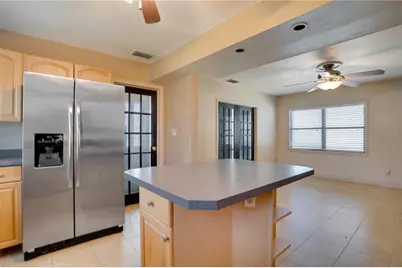 5801 7th Avenue S, Saint Petersburg, FL 33707 - Photo 10