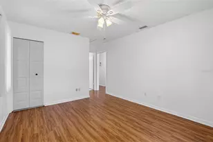 213 Glen Ellen Pl, Sun City Center, FL 33573 - Photo 20