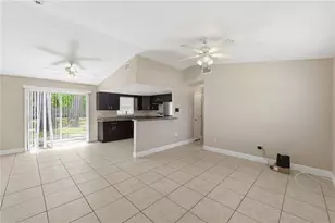 9804 N Elmer St, Tampa, FL 33612 - Photo 6