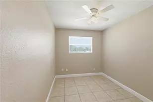 9804 N Elmer St, Tampa, FL 33612 - Photo 16