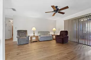 1203 W Redbud St, Plant City, FL 33563 - Photo 2